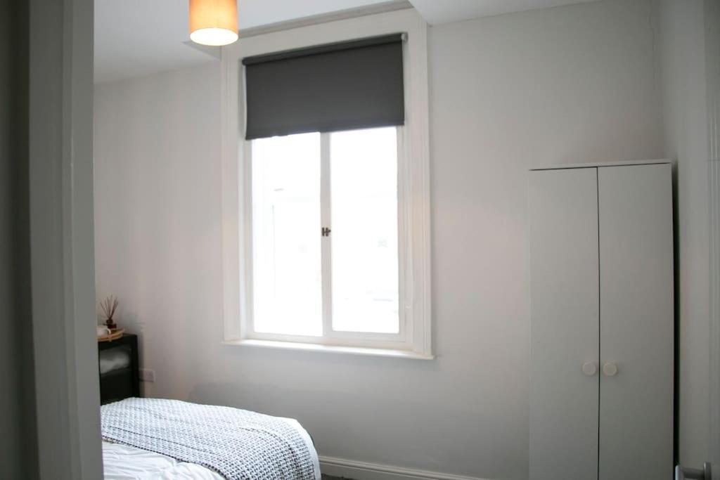 Fortunae'S Cosy Apartment- By Fang Sunderland  Exterior foto